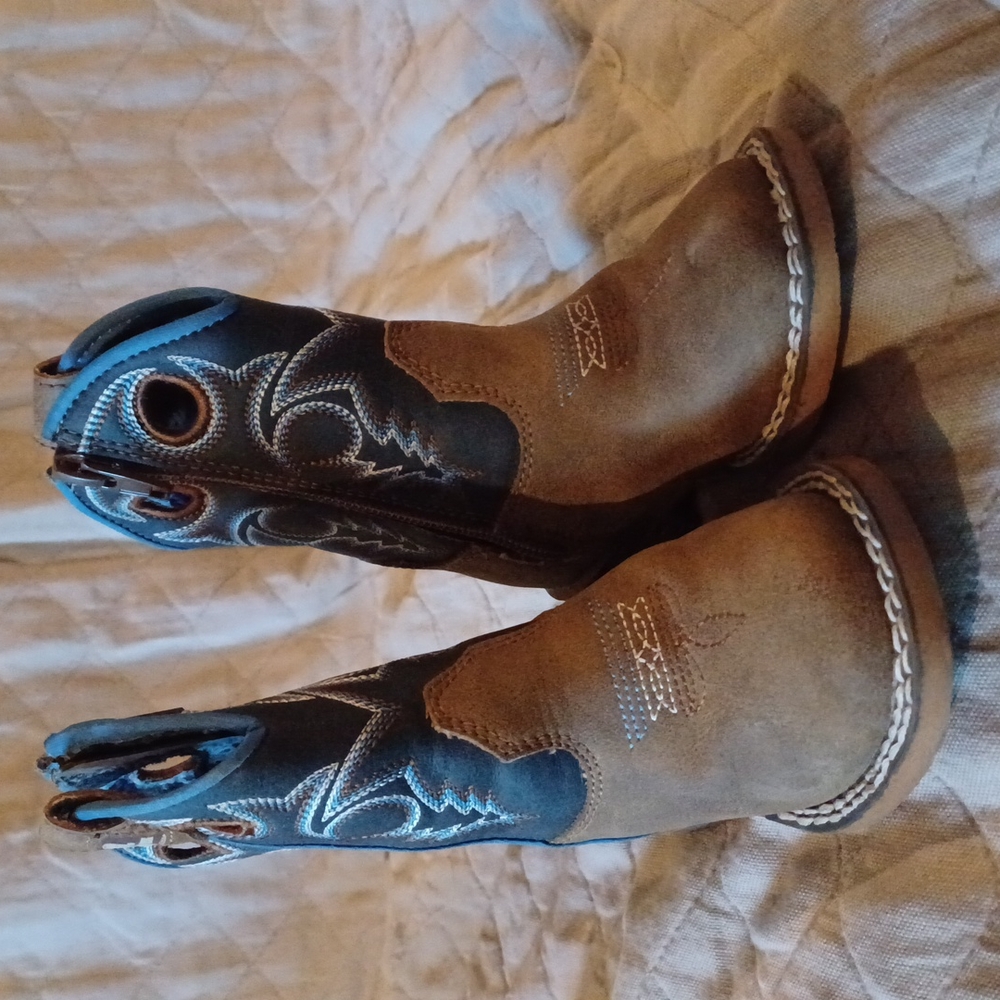 Cowboy / Cowgirl Boots